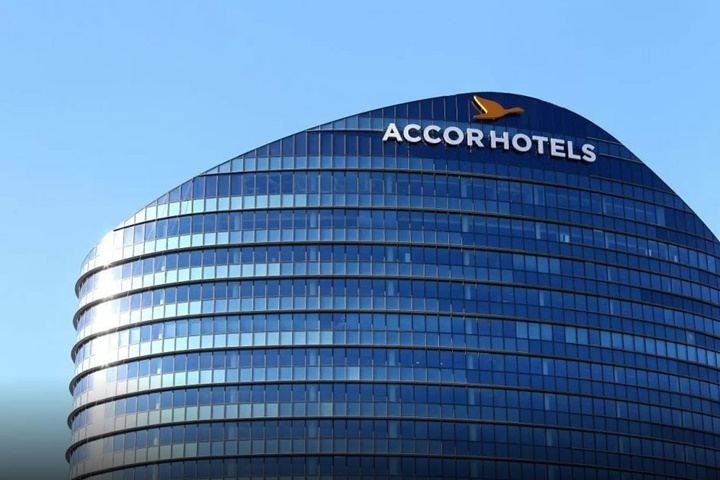 Ações de hoteleiros Accor e IHG sobem após relatório de interesse na fusão