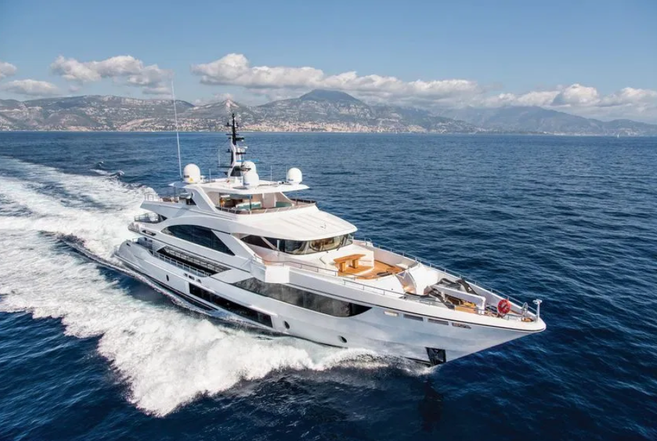 Majesty Yacht 140: O iate que pode ser customizado infinitamente