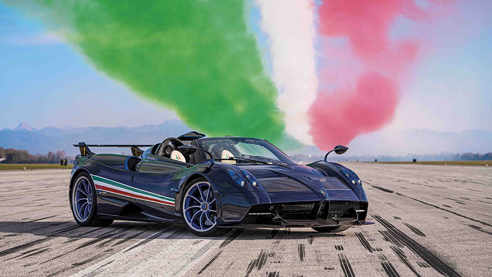 Pagani lança carro em tributo à força aérea italiana